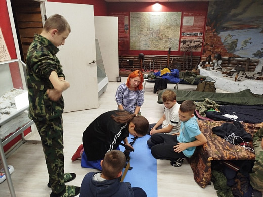 Ивановские поисковики нашли медальоны трех красноармейцев в Тверской области